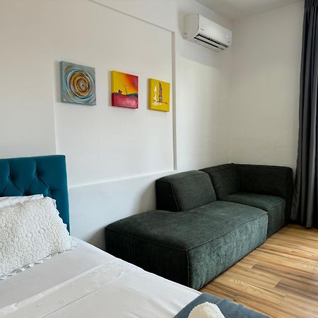 Tirana Elegant Apartment Kültér fotó